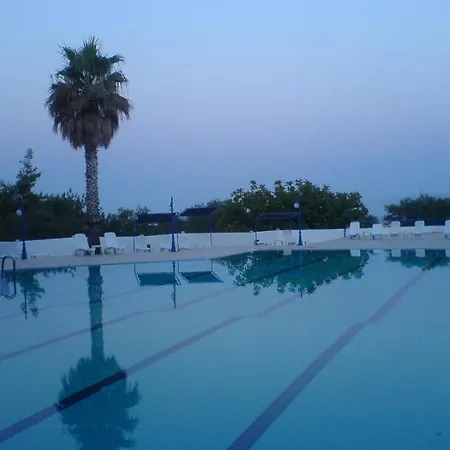 Club Petya Apart 公寓式酒店 *