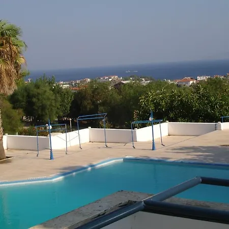 מלון דירות Club Petya Apart דטקה